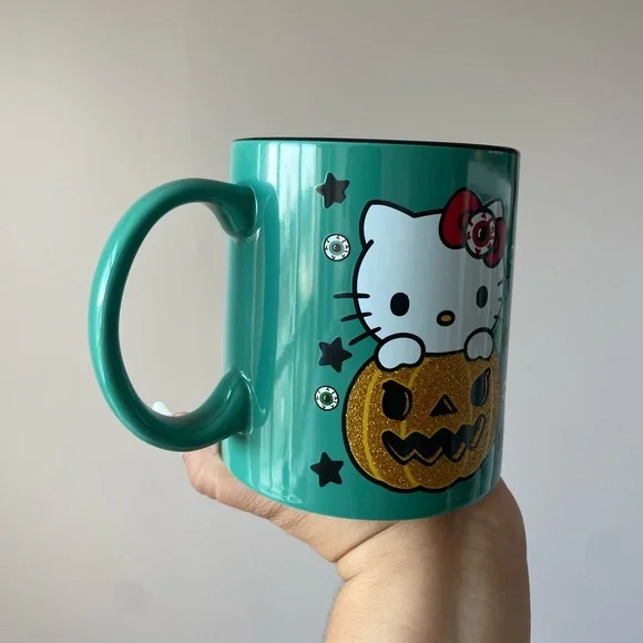 NEW Halloween hello kitty mug - Picture 4 of 5
